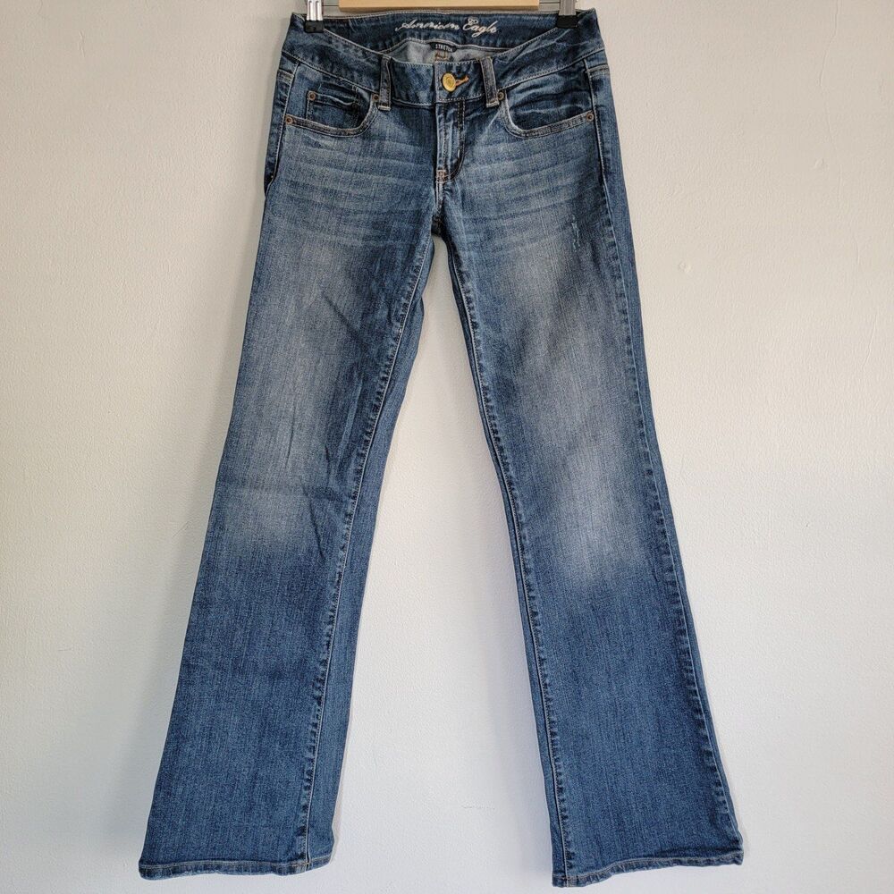 American Eagle Favorite Boyfriend Jeans size 2 Stretch
